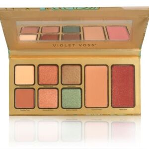 VIOLET VOSS
Pretty in Paradise All in One Face & Eye Shadow Palette